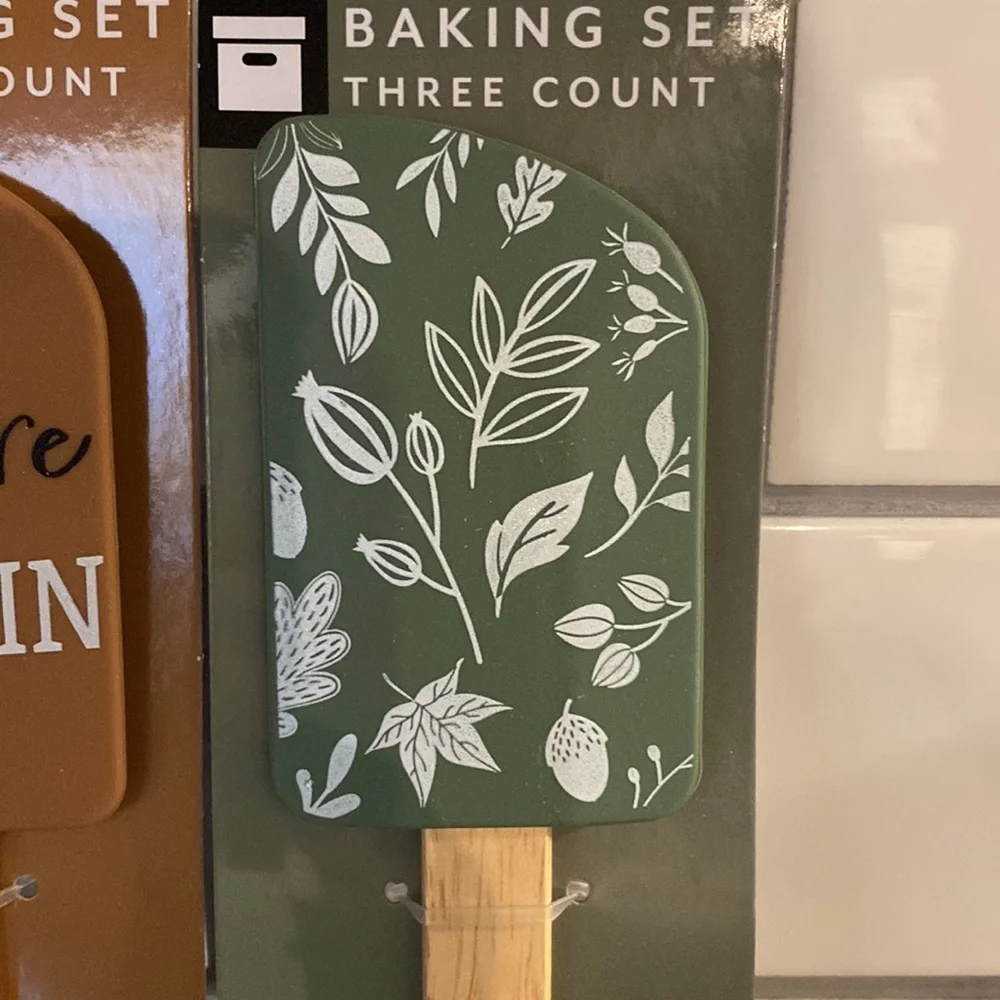 Fall Baking Sets - Picture 4 of 6